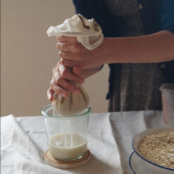 Nussmilchbeutel aus Leinen, Handgemacht von Nectarbar